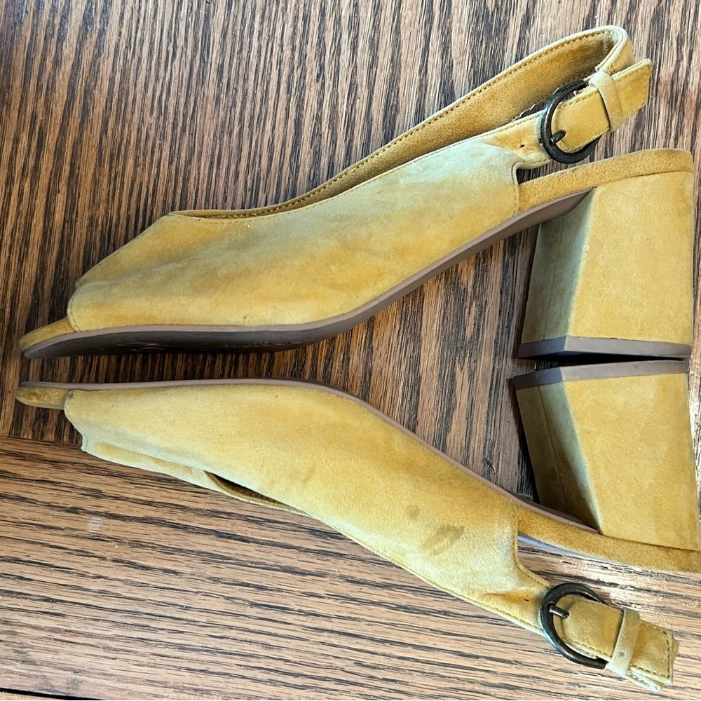 Seychelles Mustard Suede Women's Chunky Heel Peep-Toe Strap Sandals Size 8.5 - Picture 4 of 8